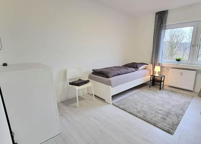 Apartment -cs24- 5 With Balcony - Il01